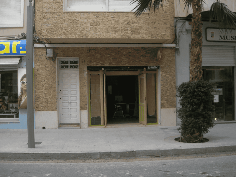 Proyecto de licencia de apertura para Bar-Cafetería en calle Patricio Pérez, en Torrevieja